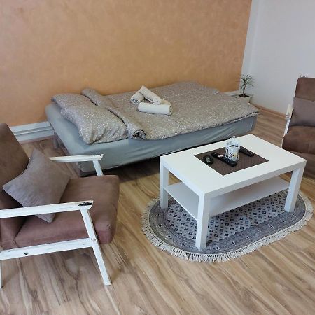 Apartman Centar Sremska Mitrovica Exterior photo